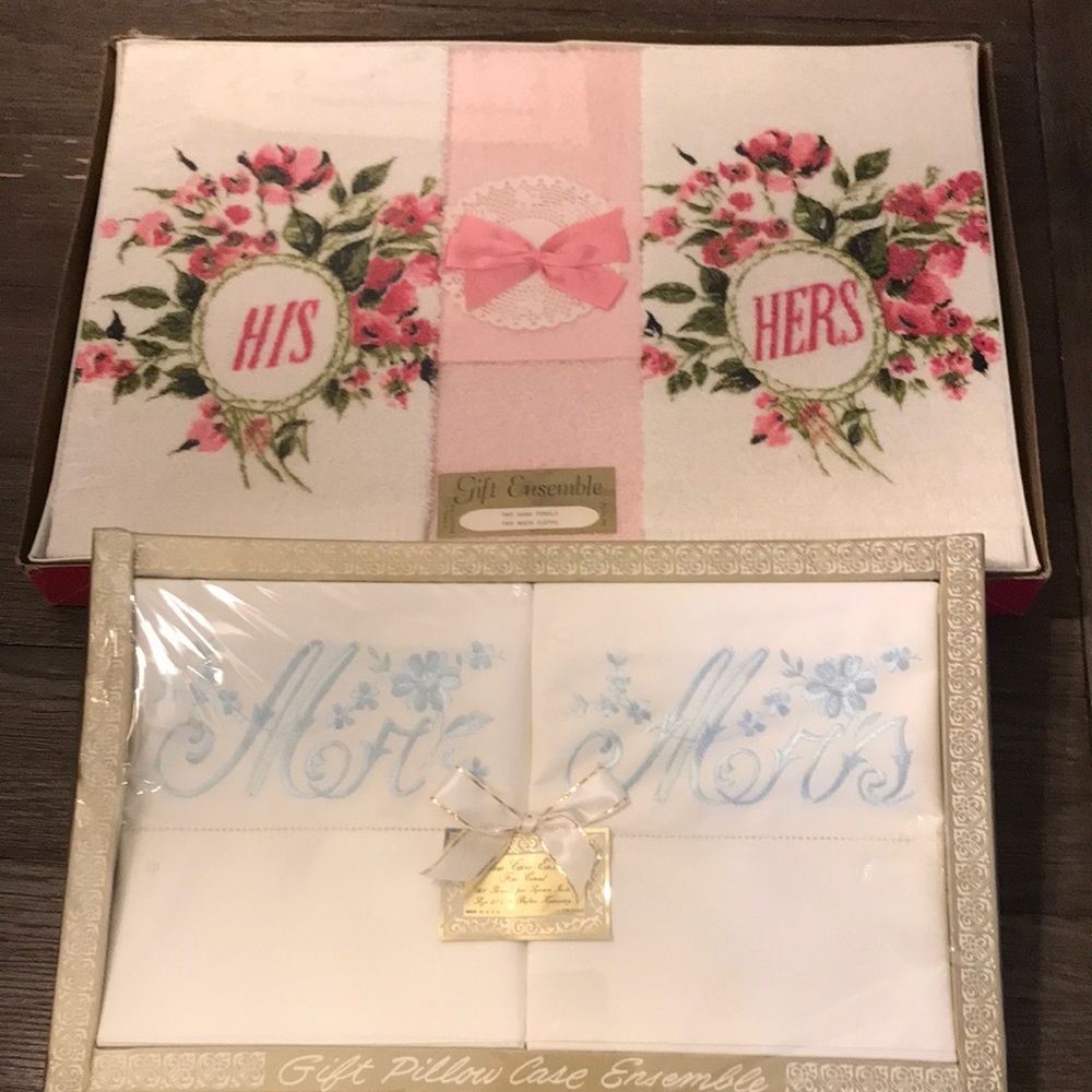 Two vintage gift ensemble sets his hers cotton towels her hers pillow cases new